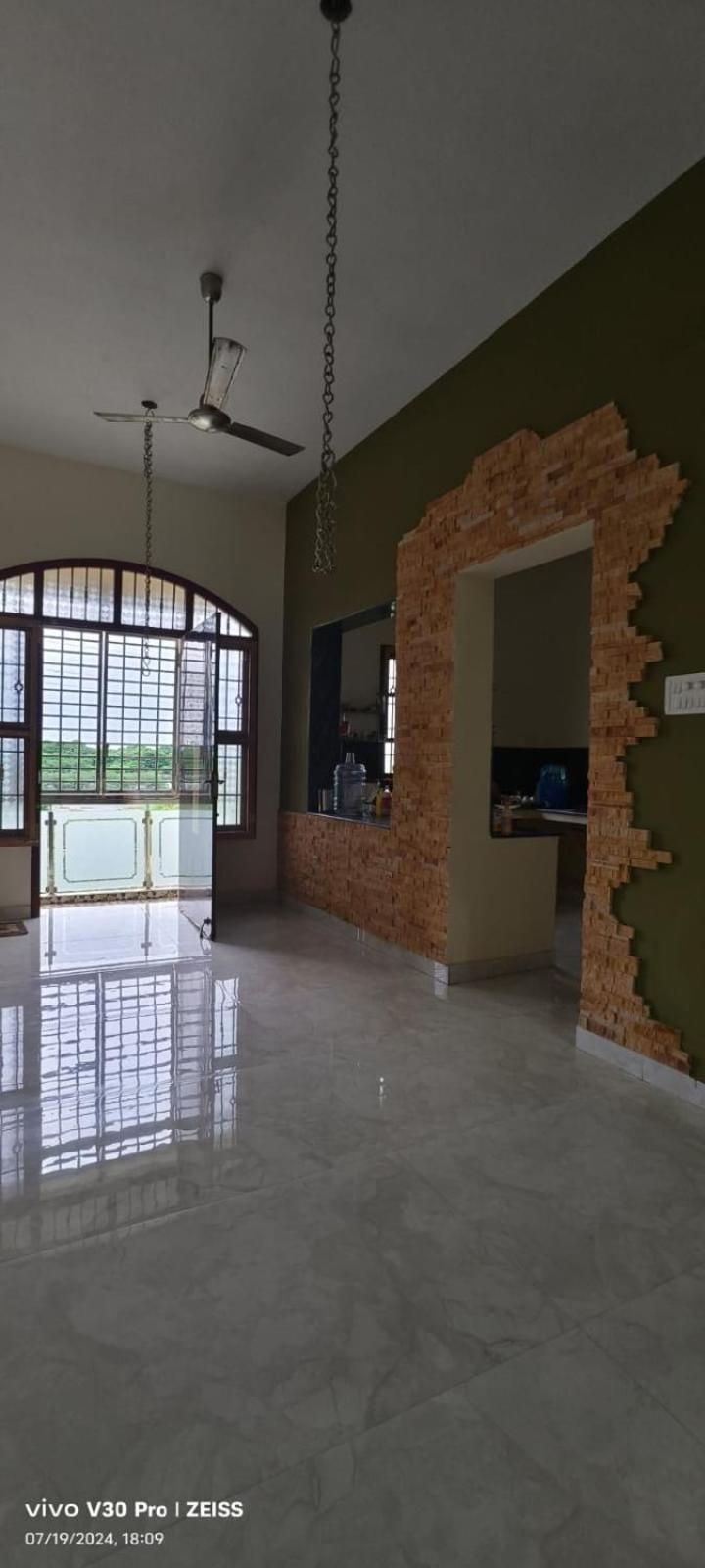 Villa The Lake Farm House à Chennai Extérieur photo