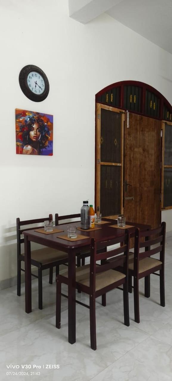 Villa The Lake Farm House à Chennai Extérieur photo